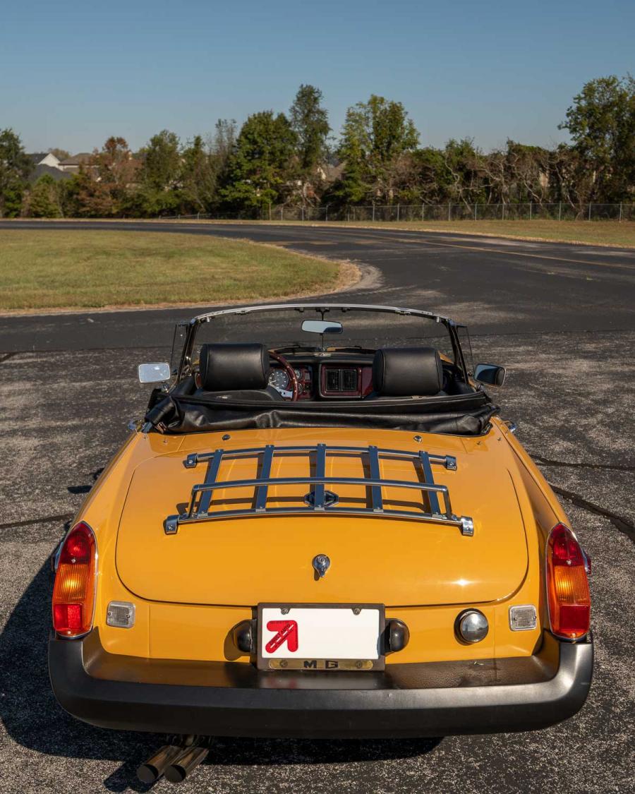  MGB Roadster 5-Speed 1977 года  (фото 17 из 72)